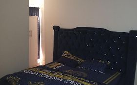 Diamond Well Hotel And Lodge
